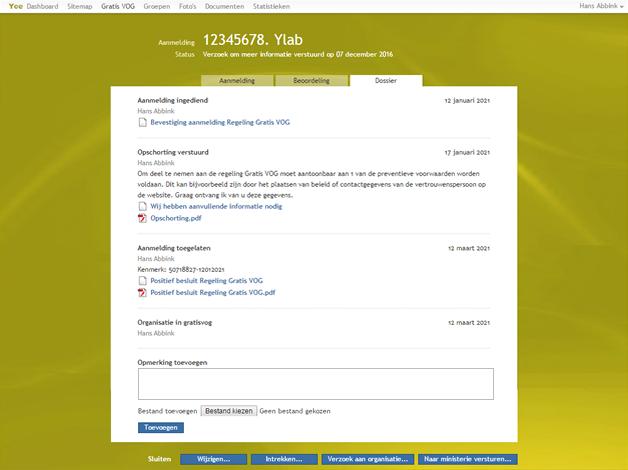 Alle informatie van één aanvraag bij elkaar.